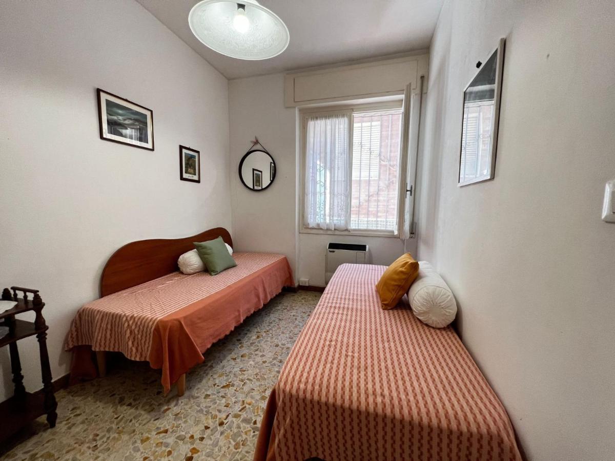 Suite A 2 Passi Dalla Spiaggia - Ospedaletti Exteriér fotografie
